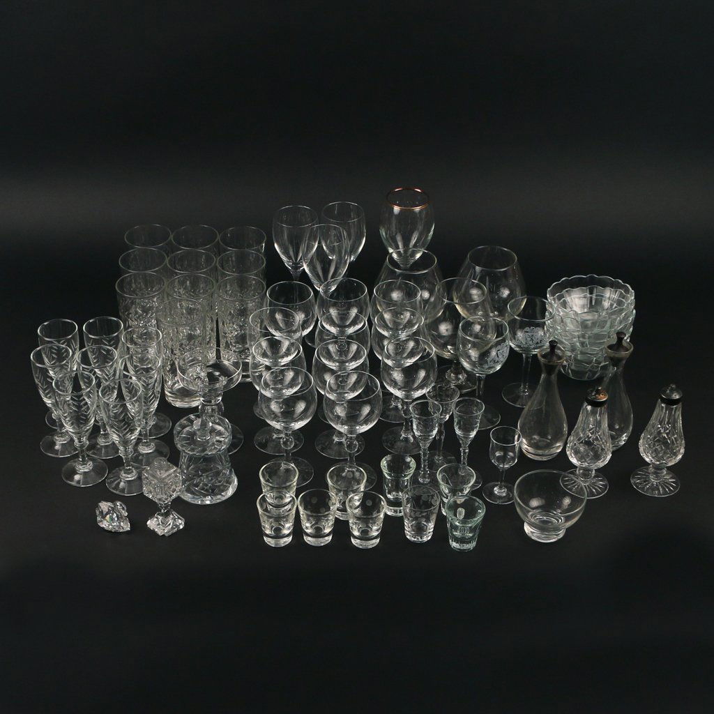 LARGE LOT OF MISC. GLASS (1 of 8)