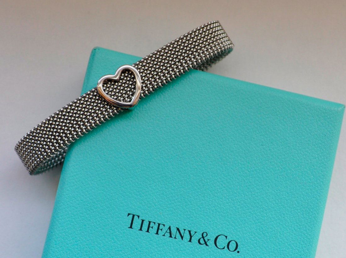 Tiffany & Co. Stainless Steel Somerset Heart Bracelet (1 of 7)