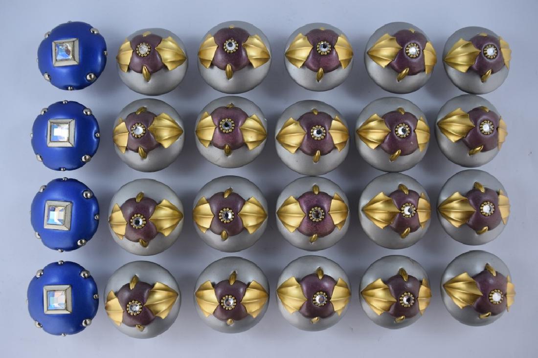 24 DESIGNER SUSAN GOLDSTICK KNOBS (1 of 10)