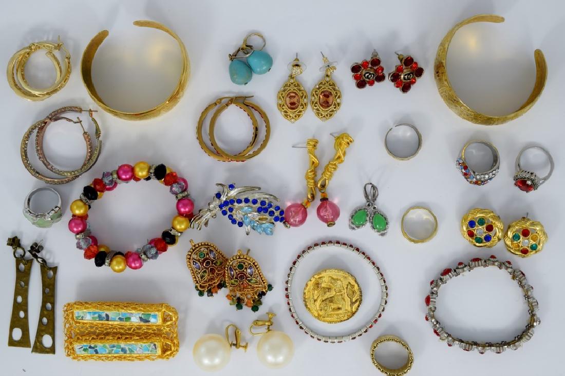 NOT EVERYTHING THAT GLITTERS IS GOLD COSTUME LOT 9 (1 of 11)