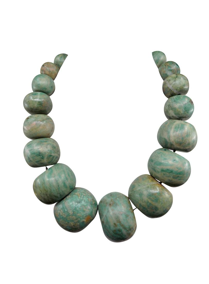 MODERN MAYAN JADEITE NECKLACE (1 of 7)