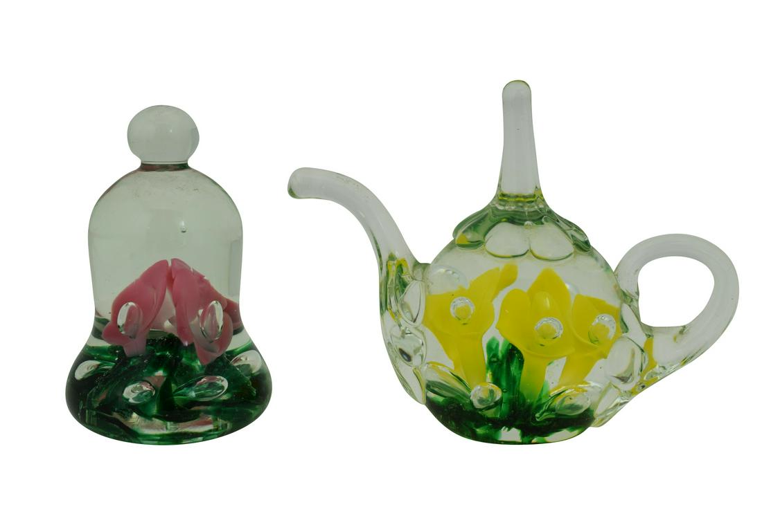 JOE ST CLAIR ART GLASS TEAPOT & BELL PAPERWEIGHTS (1 of 7)