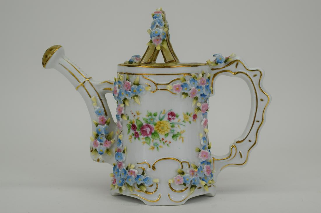 PORCELAIN FLORAL FLOWER BASKET WATERING POT (1 of 14)
