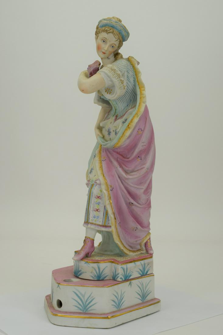 VICTORIAN STYLE PORCELAIN LADY FIGURE LAMP BASE (1 of 15)