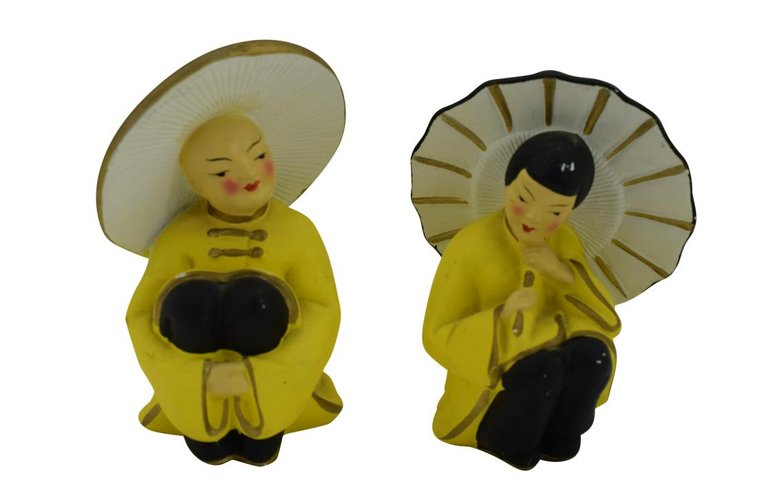 PR ASIAN CERAMIC STATUES COUPLE KNEELING (1 of 11)