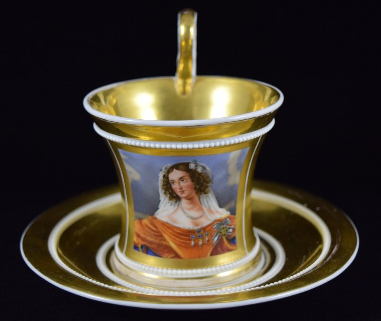 KPM BERLIN ELISABETH LOUISE CABINET CUP & SAUCER (1 of 10)