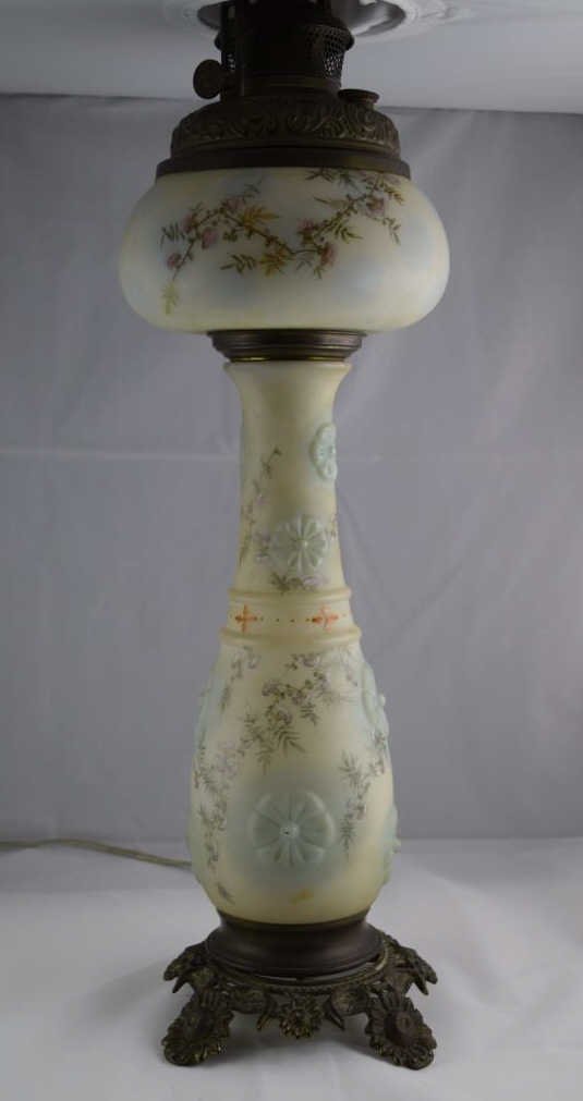 MT. WASHINGTON CF MONROE WAVE CREST BELL WARE LAMP (1 of 10)