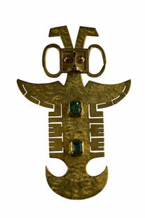 18K GOLD ANTHROPOMORPHIC PECTORAL EMERALD PENDANT: Beautiful pre-Columbian style 18K gold pendant with 2 beautiful emeralds. Hallmarked "18K". Weighs 8.8g. U.S. SHIPPING $15 + INSURANCE.