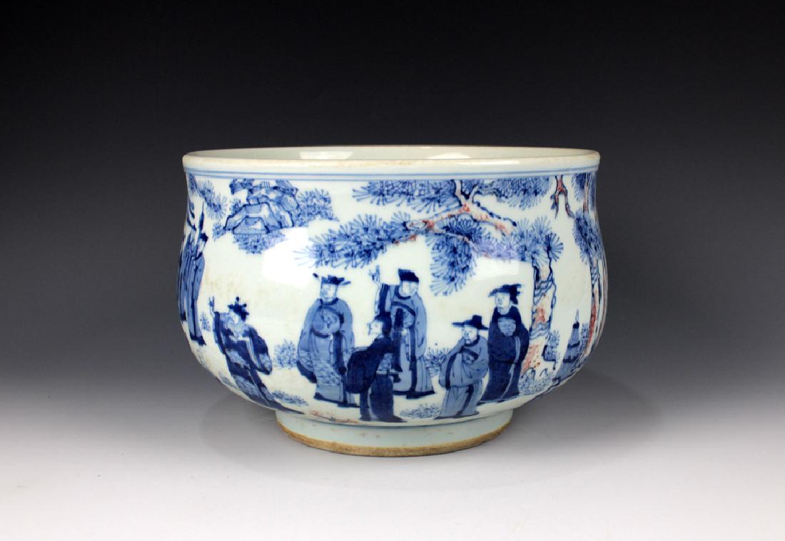 CHINESE PORCELAIN BLUE AND WHITE RED UNDER GLAZE (1 of 4)