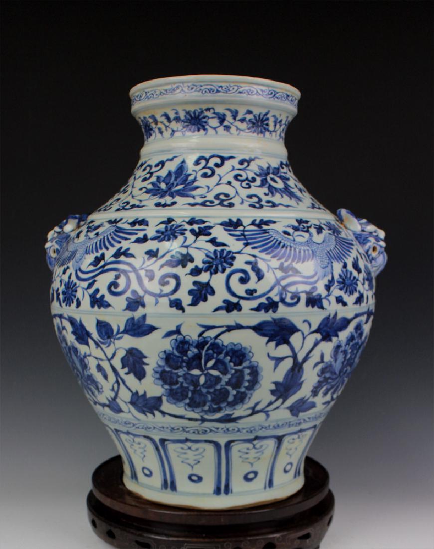 CHINESE PORCELAIN BLUE AND WHITE FLOWER JAR (1 of 4)