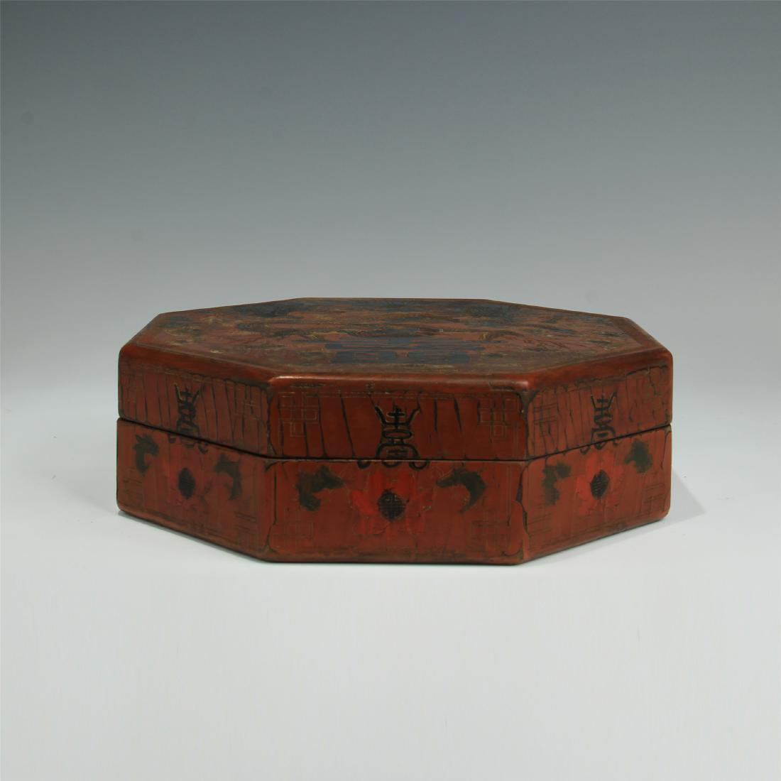 CHINESE LACQUER OCTAGONAL LIDDED CASE: CHINESE LACQUER OCTAGONAL LIDDED CASE. H. 7 cm. L. 22.5 cm. Domestic shipping $20 and oversea $60. Combined shipping available. Pick-up available in our NJ warehouse. We accept pre-sale offer, phone b