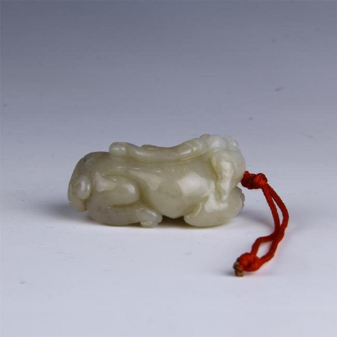 CHINESE NEPHRITE JADE BEAST (1 of 4)