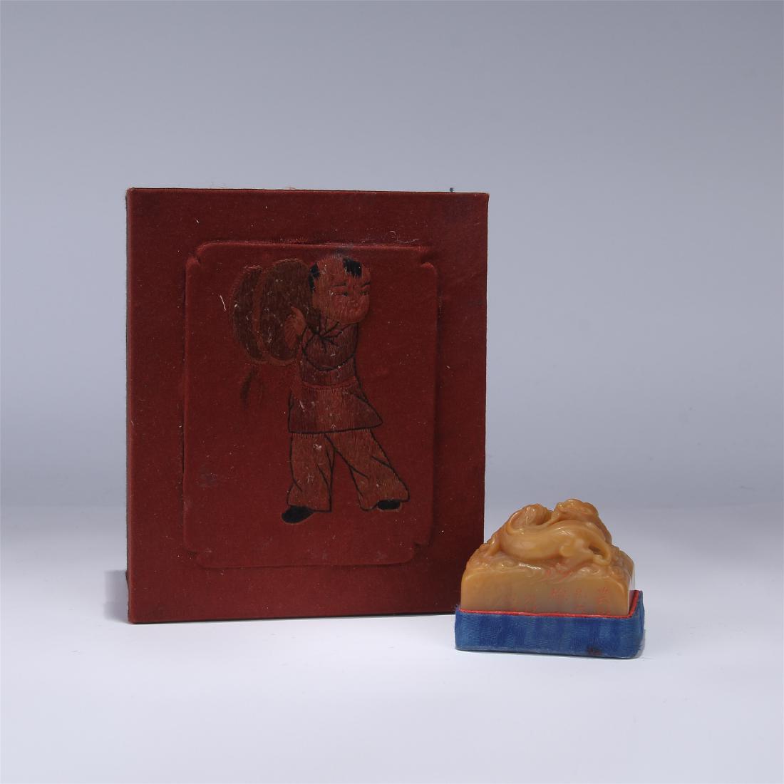 CHINESE TIANHUANG STONE BEAST SEAL (1 of 10)