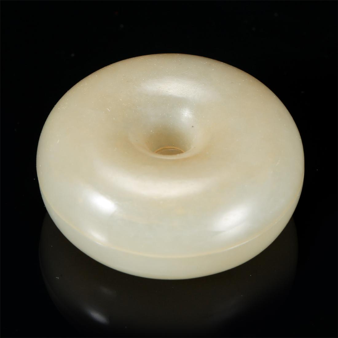 CHINESE JADE LIDDED ROUND BOX (1 of 7)