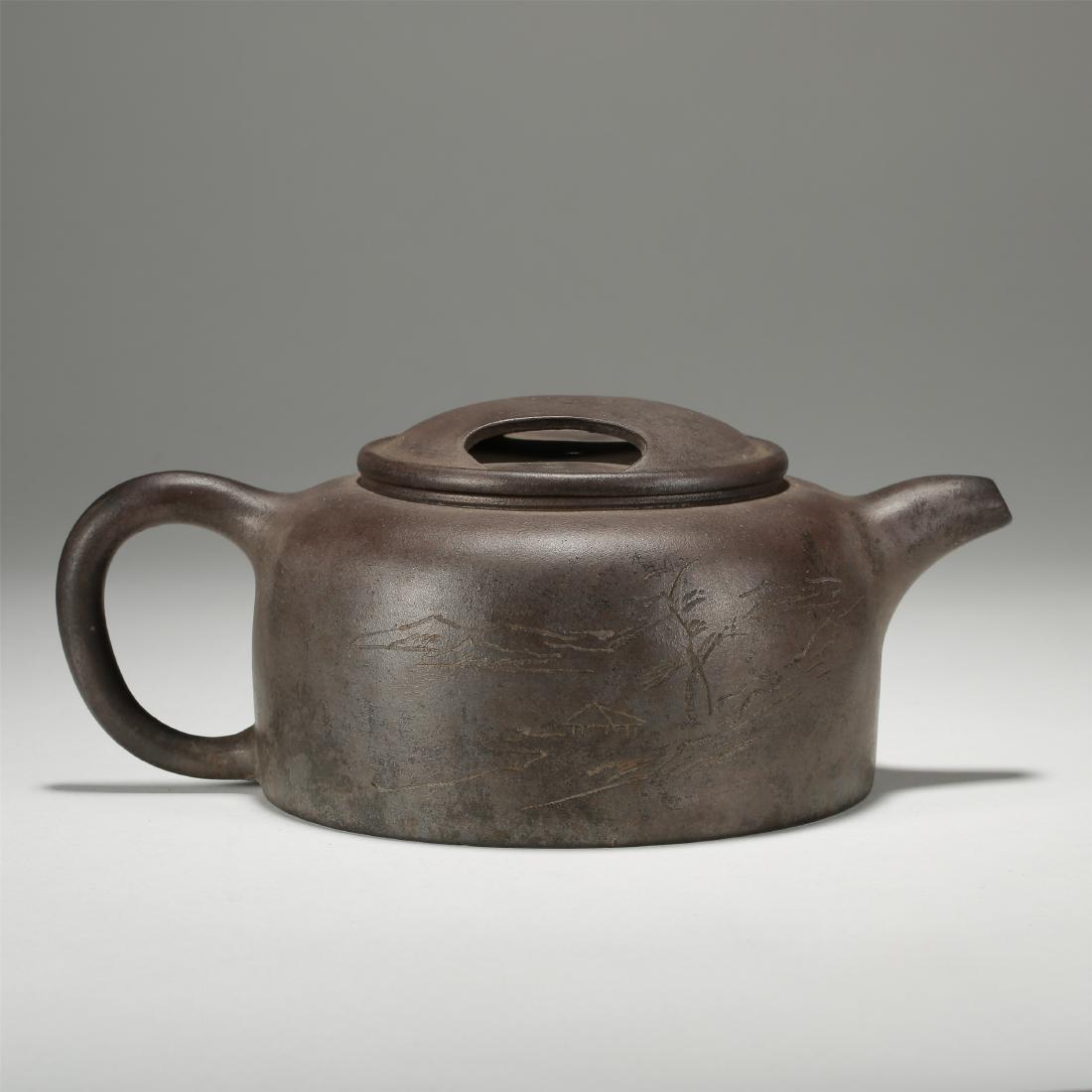 CHINESE YIXING ZISHA CLAY TEA POT: CHINESE YIXING ZISHA CLAY TEA POT. H. 10 cm. Domestic shipping $20 and oversea $60. Combined shipping available. Pick-up available in our NJ warehouse. We accept pre-sale offer, phone bidding and post