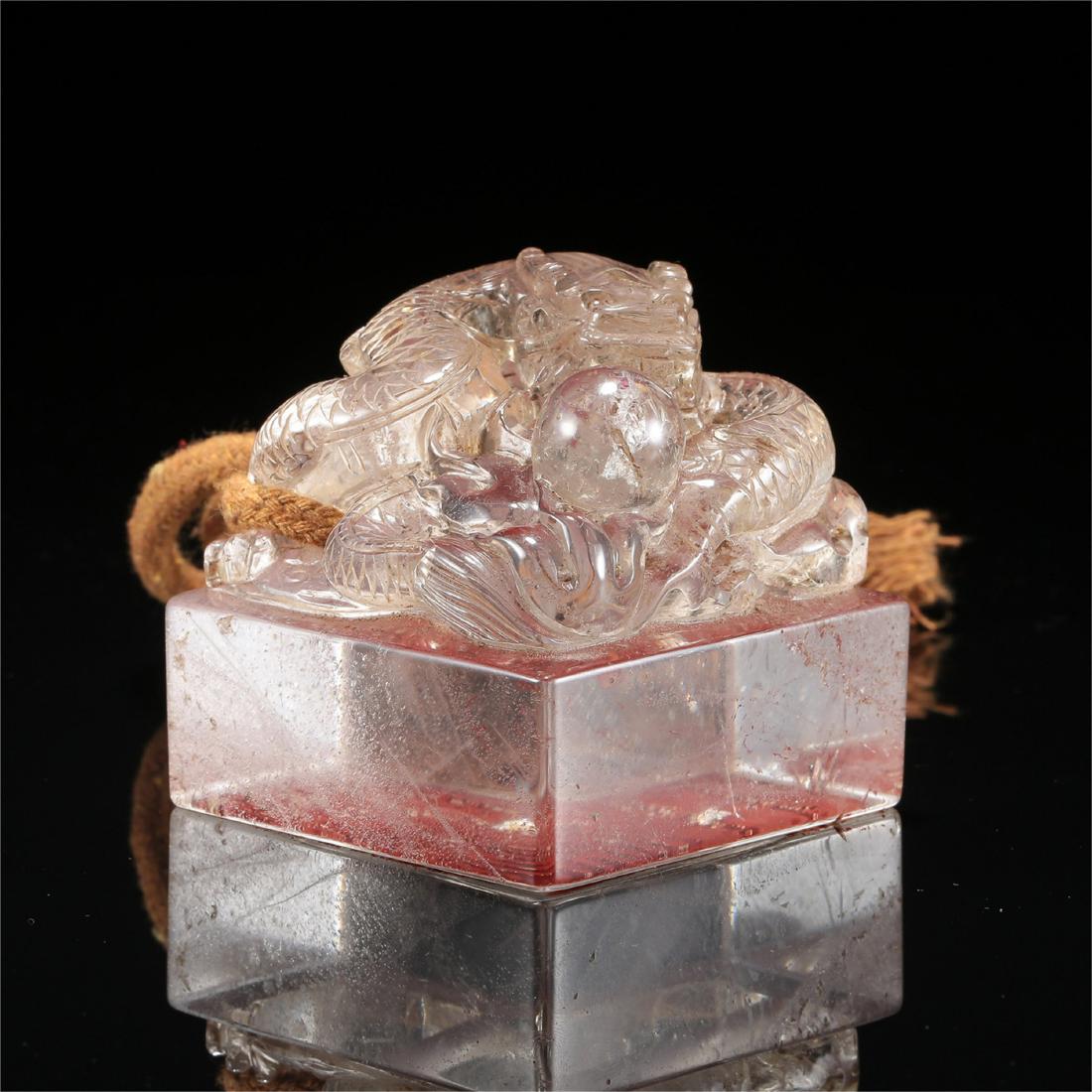 CHIENSE ROCK CRYSTAL BEAST SEAL (1 of 9)