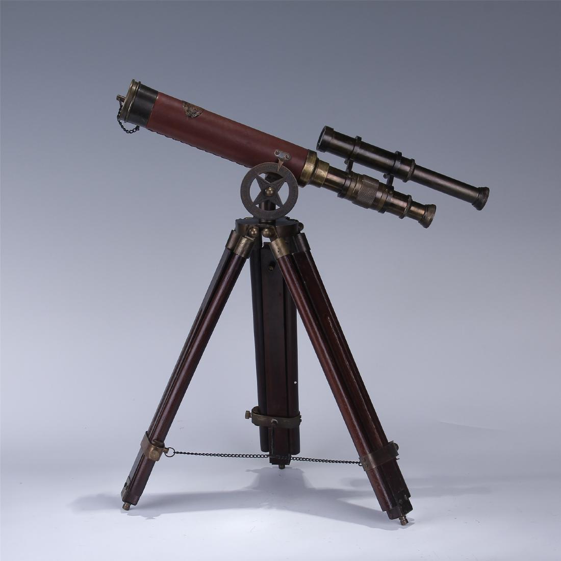 BRITISH BRONZE TELESCOPE (1 of 10)