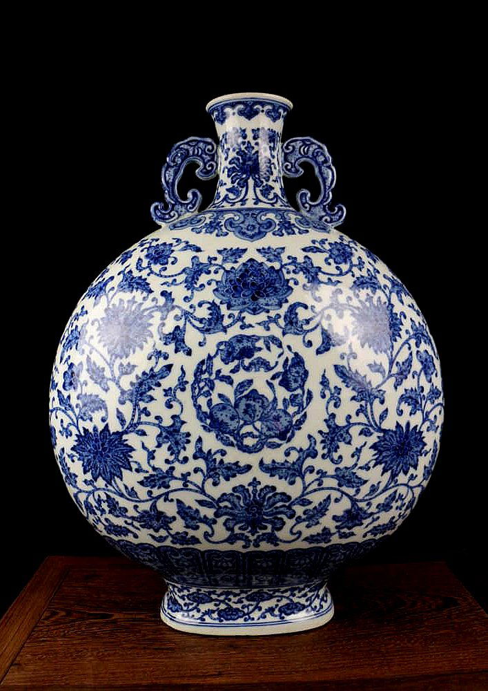 CHINESE PORCELAIN BLUE AND WHITE FLOWER MOONFLASK (1 of 5)