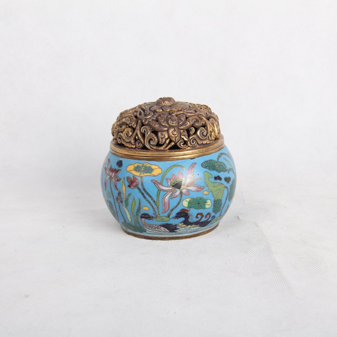 CHINESE CLOISONNE ROUND LIDDED CENSER (1 of 5)