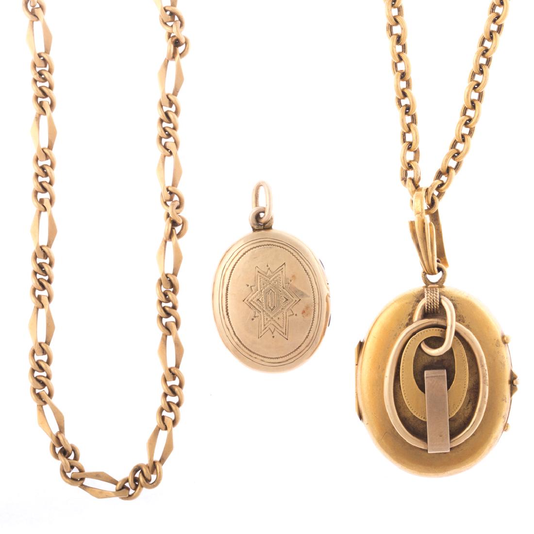 A Pair of Lockets Accompanied by Chains (1 of 5)