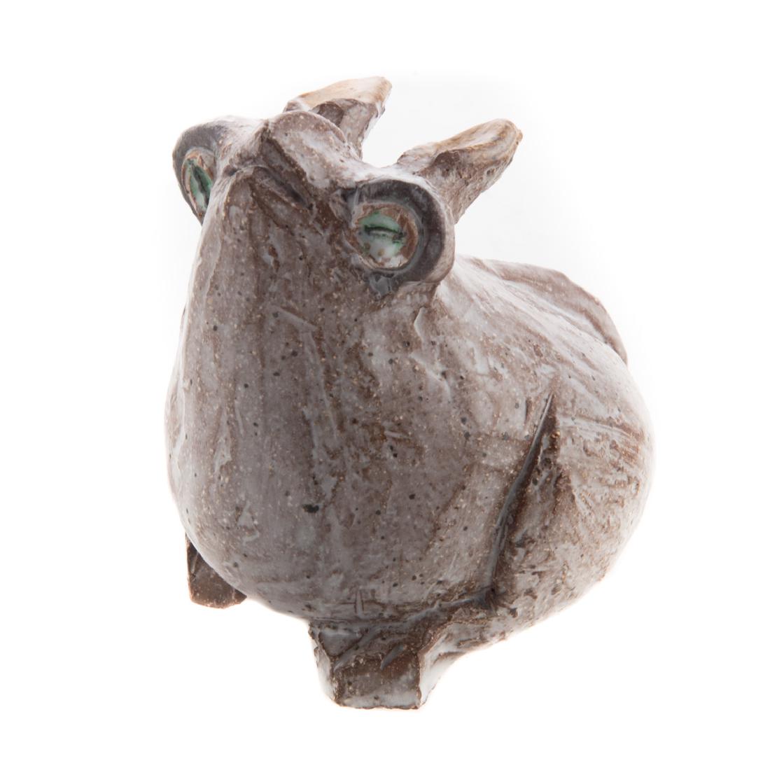 Slaithong Schmutzhart. Fanciful beast ceramic (1 of 3)