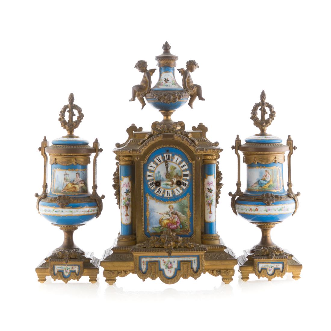 Napoleon III gilt bronze mantel clock garniture (1 of 7)