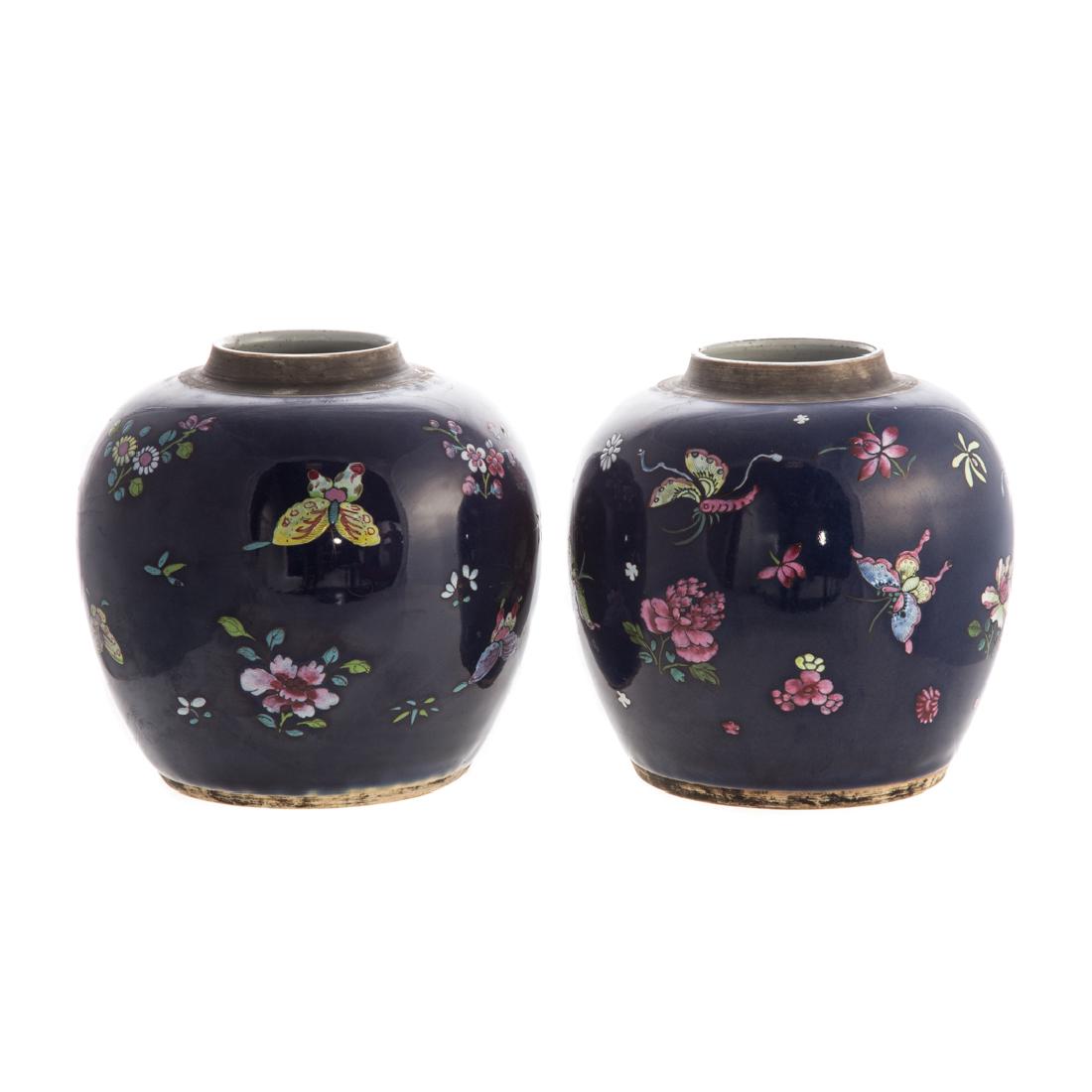 Pair Chinese Export porcelain ginger jars (1 of 4)
