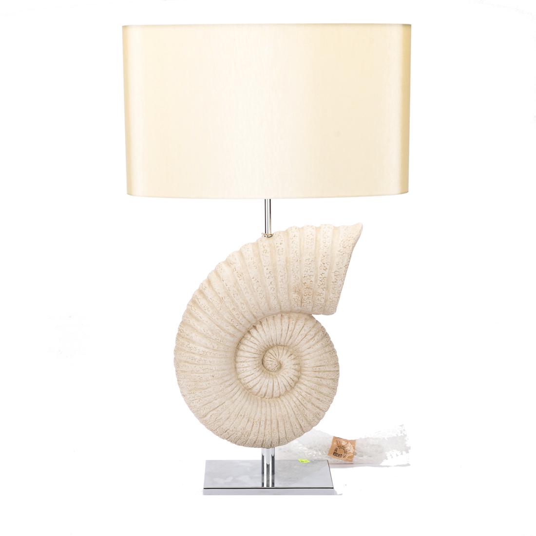 Marioni "Nautilus" table lamp (1 of 2)