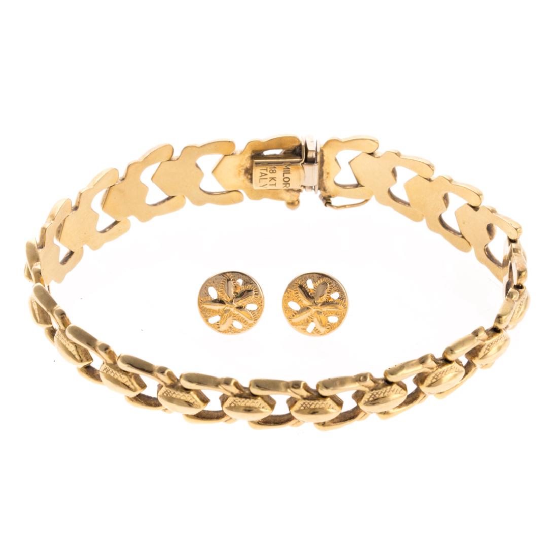 A Lady's 18K Bracelet with Seashell Earrings (1 of 4)