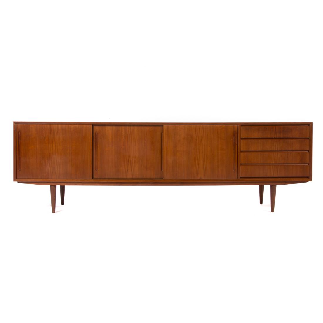 Danish Modern teakwood sideboard (1 of 6)