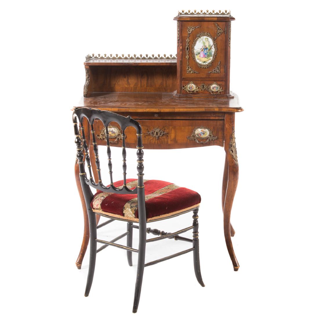 Napoleon III walnut veneer writing desk (1 of 6)