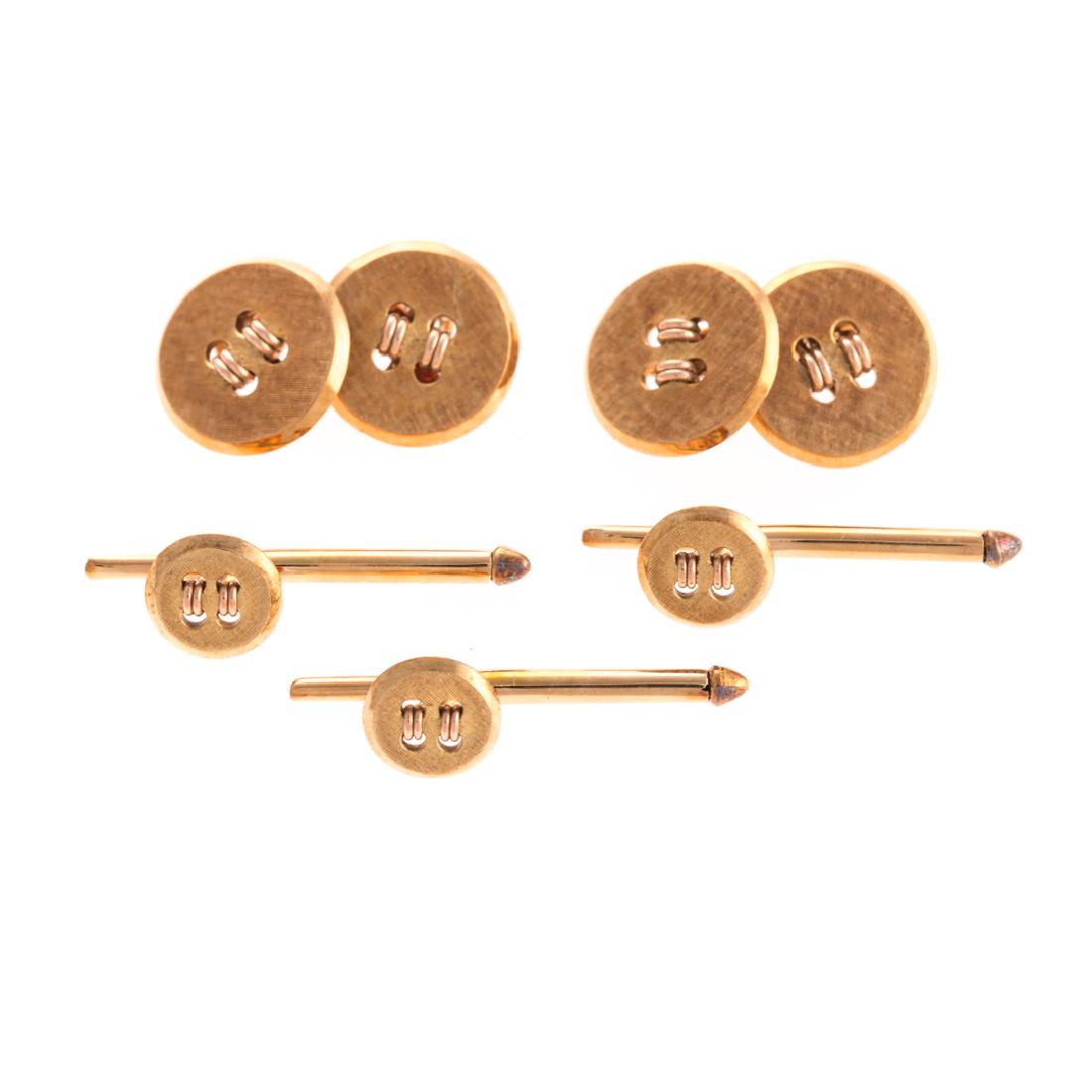 A Set of Gent's Cufflinks & Studs in Gold (1 of 5)