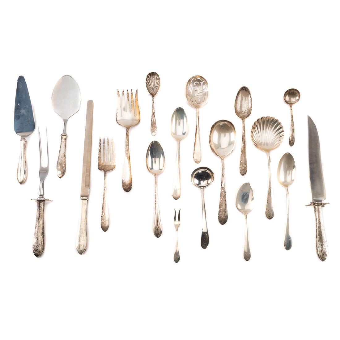 Kirk "Wadefield" 19 sterling serving pieces (1 of 4)