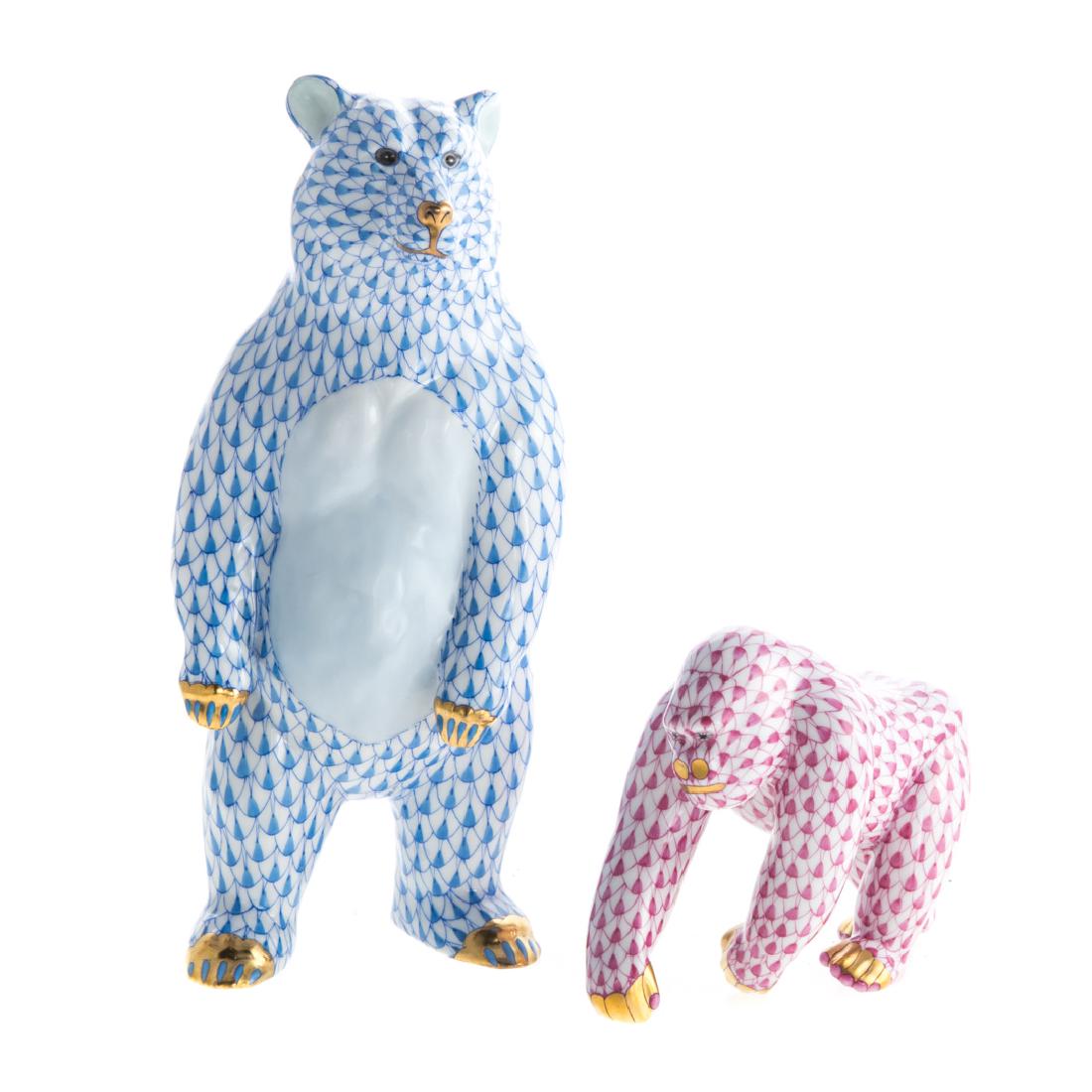 Herend porcelain bear and gorilla (1 of 4)