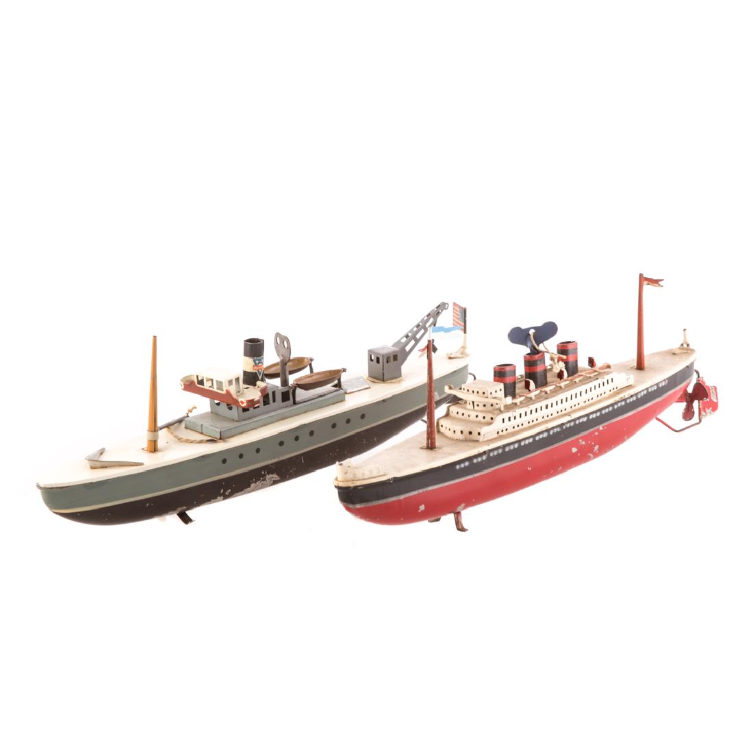 Arnold tin plate, ocean liner, and cargo ship (1 of 8)