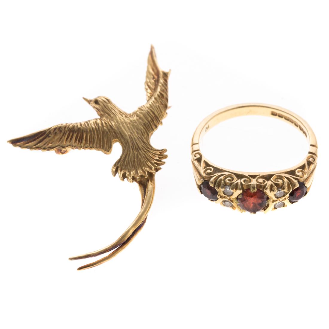A Lady's Ruby Ring & Bird Pin in 18K (1 of 5)