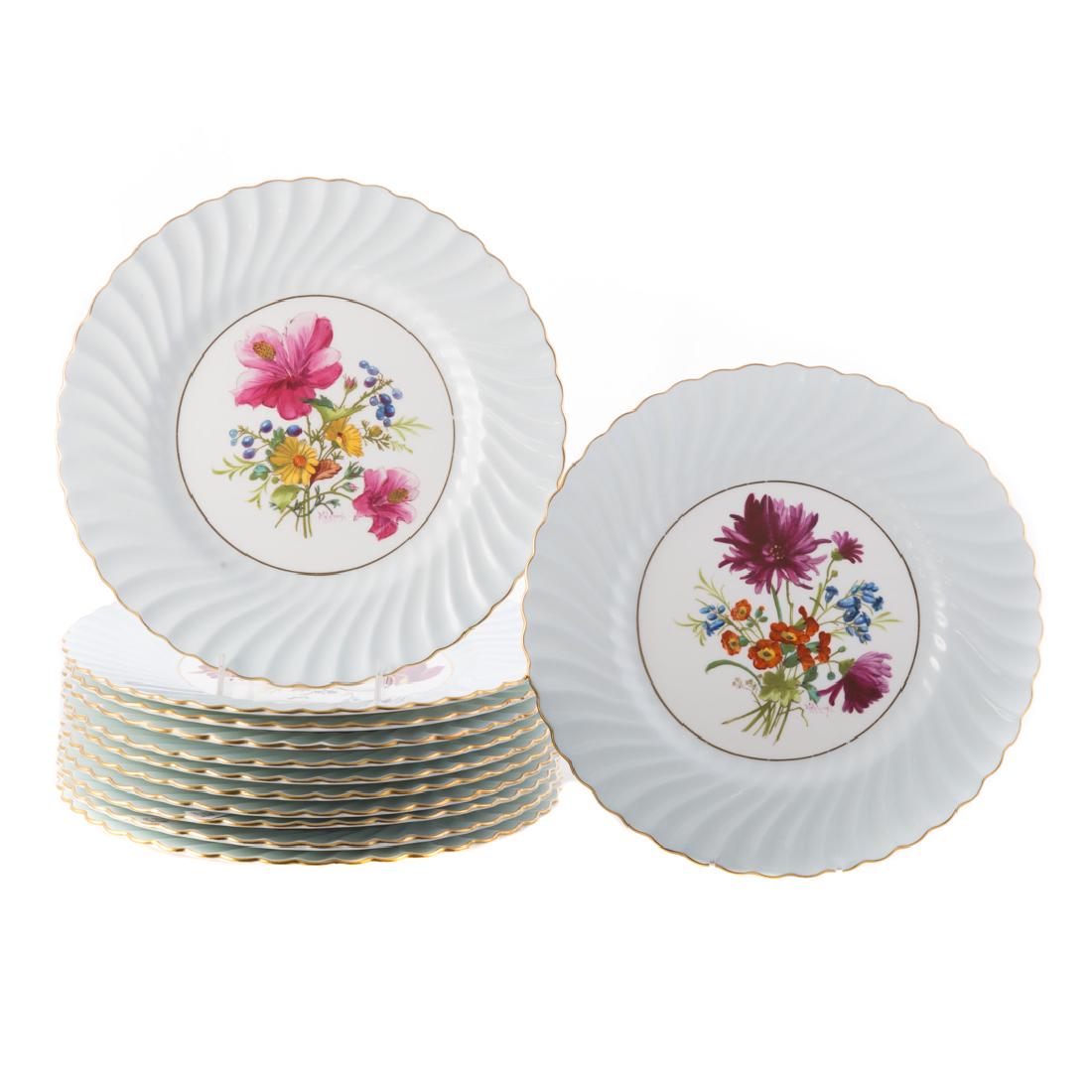 12 Minton floral decorated china dinner plates (1 of 3)