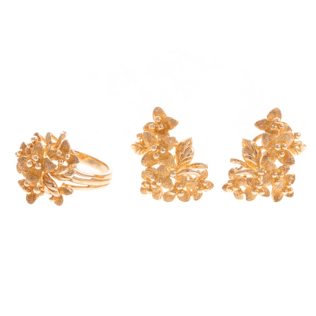 A Pair of Lady's Flower Earrings & Matching Ring (1 of 6)