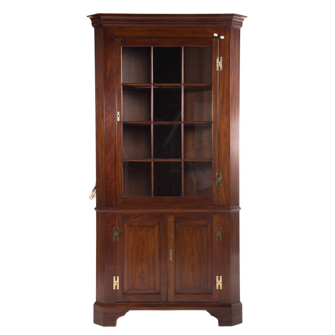 Henkel-Harris Federal style mahogany china cabinet (1 of 3)