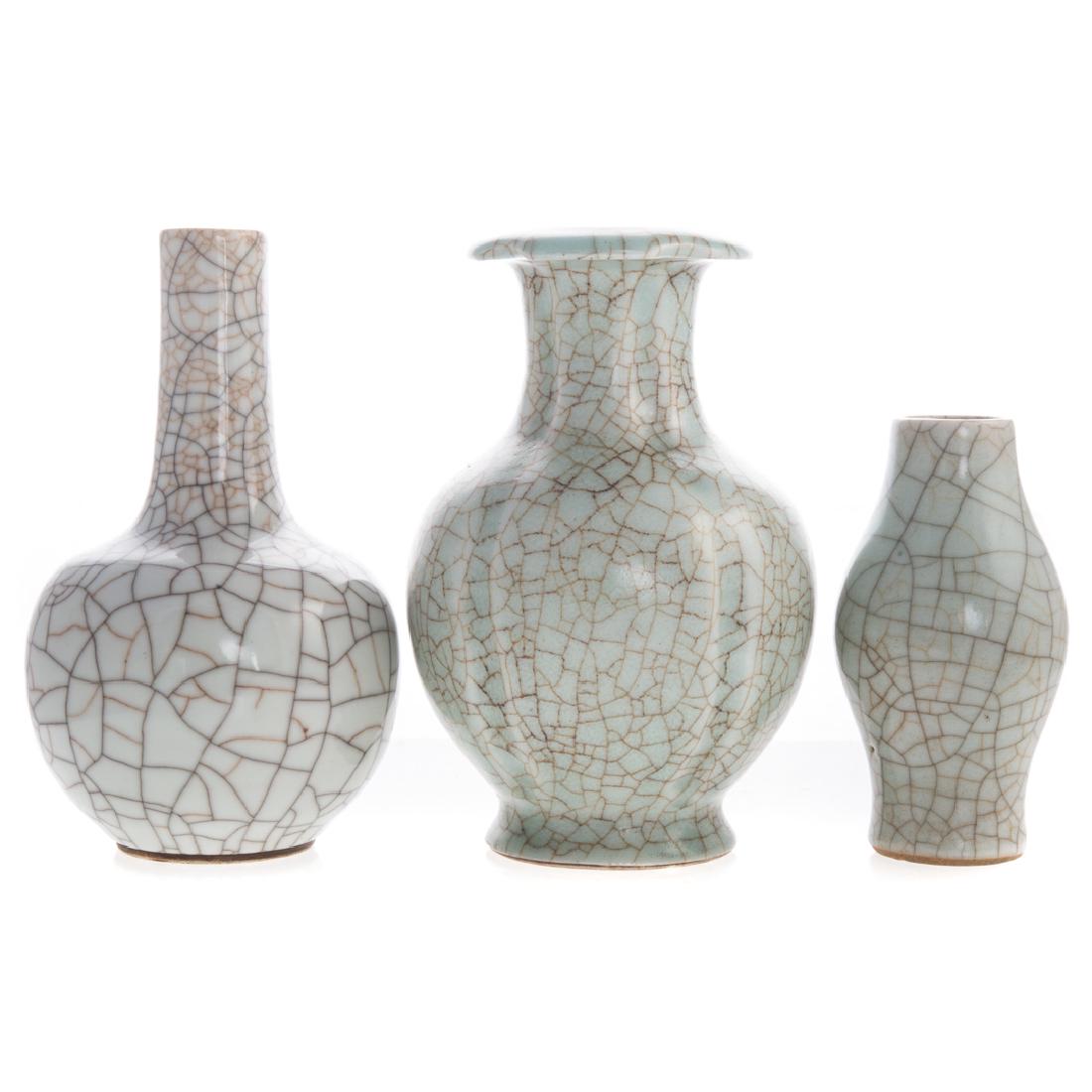 Three Chinese crackle glaze porcelain vases (1 of 5)