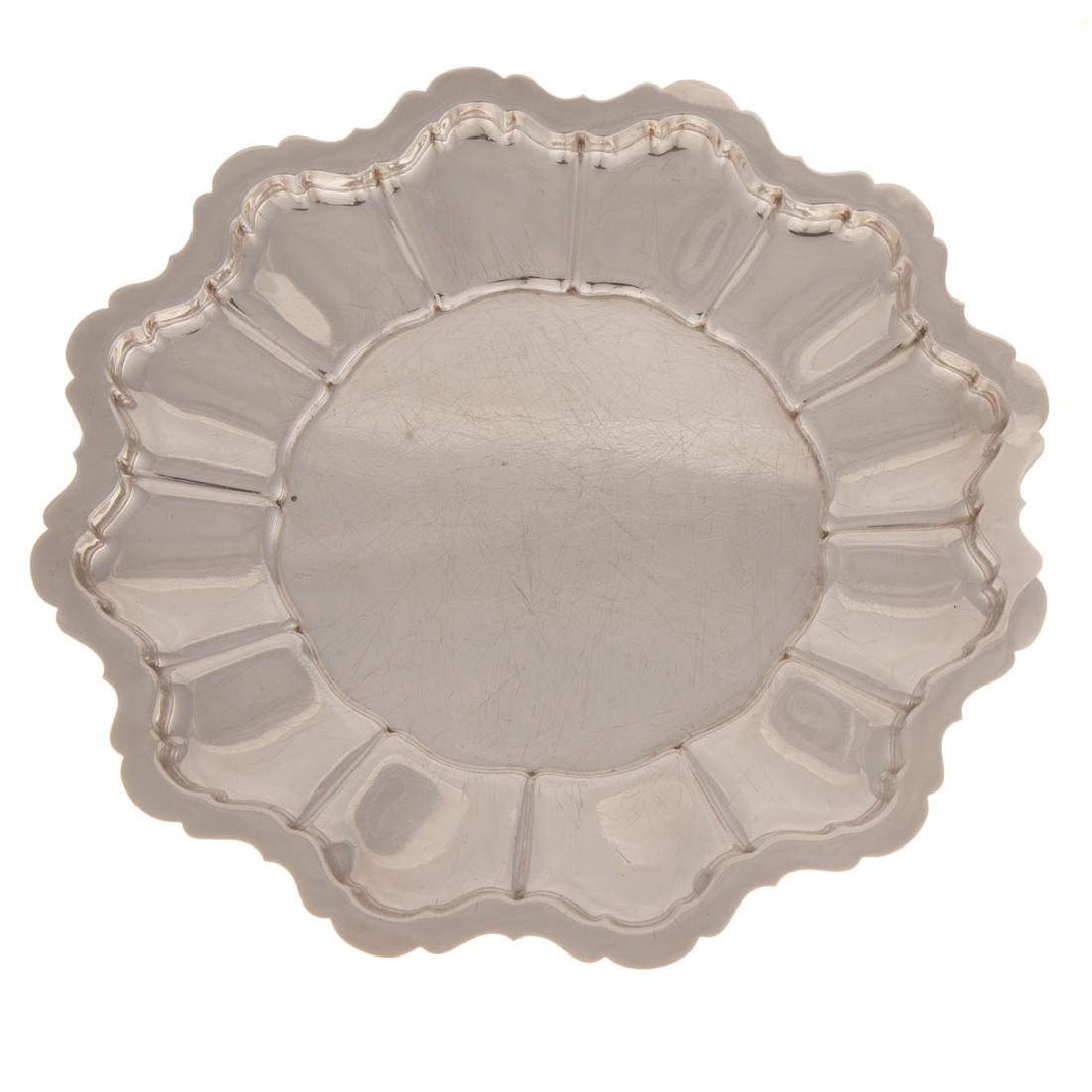 R. Wallace "Monteith" sterling round platter (1 of 4)