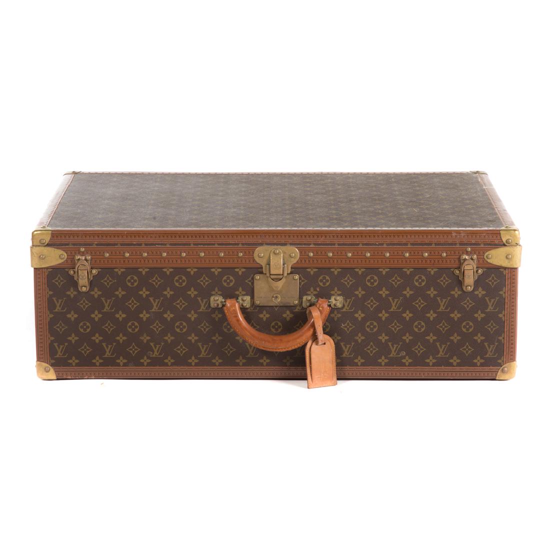 A Louis Vuitton Monogram Canvas Suitcase (1 of 10)