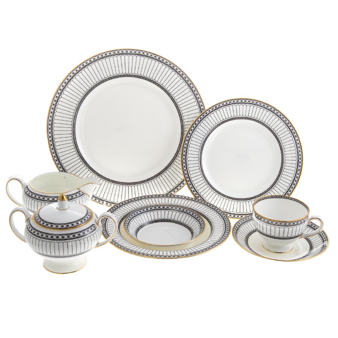 Wedgwood china partial dinner service (1 of 4)