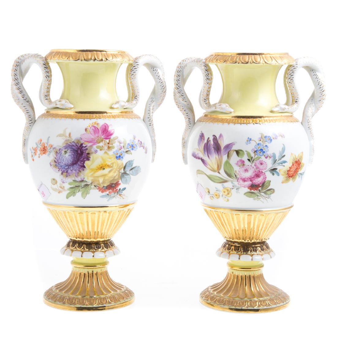 Pair Meissen porcelain urns (1 of 6)
