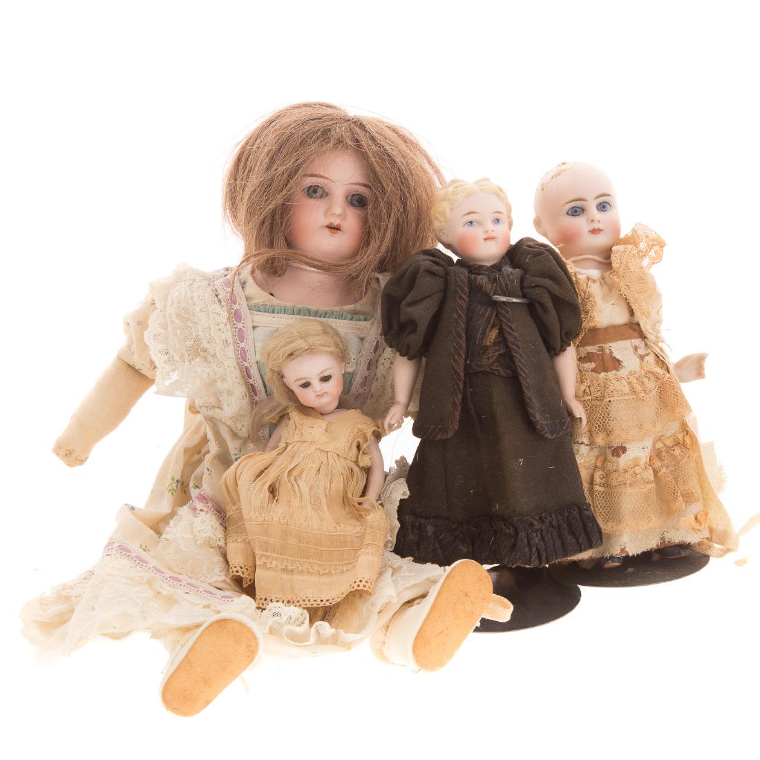 Two German bisque fashion dolls (1 of 5)