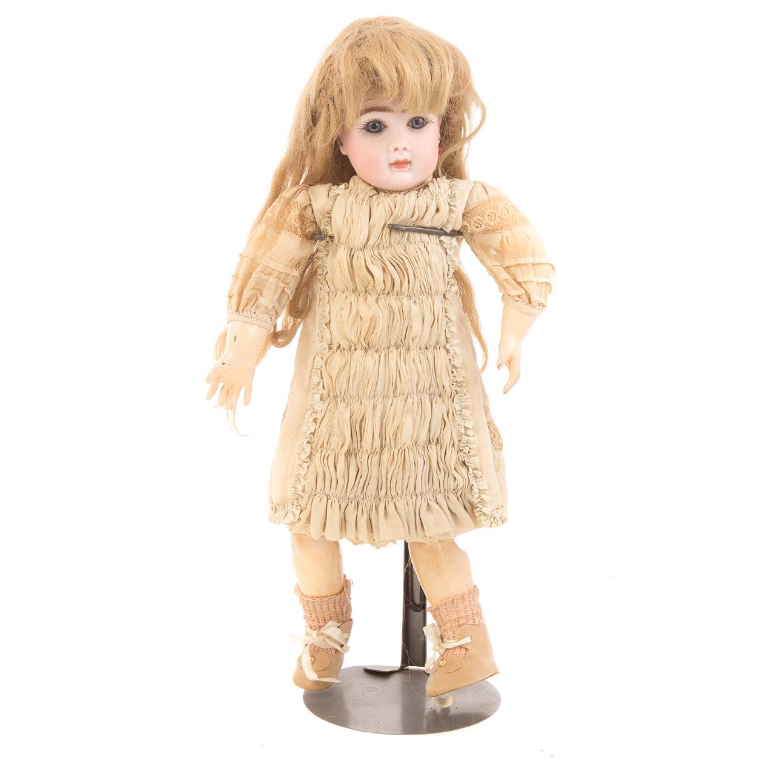 German bisque and composition fashion doll (1 of 5)