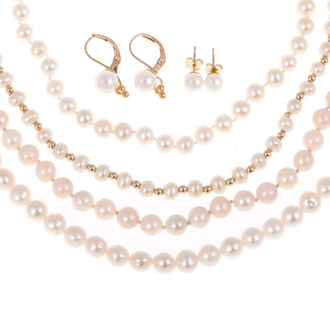 An Assortment of Pearl Necklaces & Earrings (1 of 7)