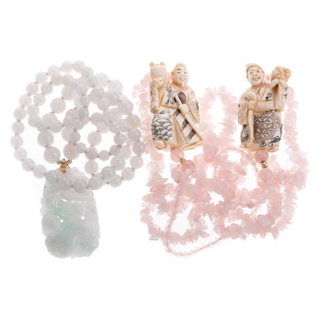 A Pair of Beaded Necklaces with Carvings (1 of 5)