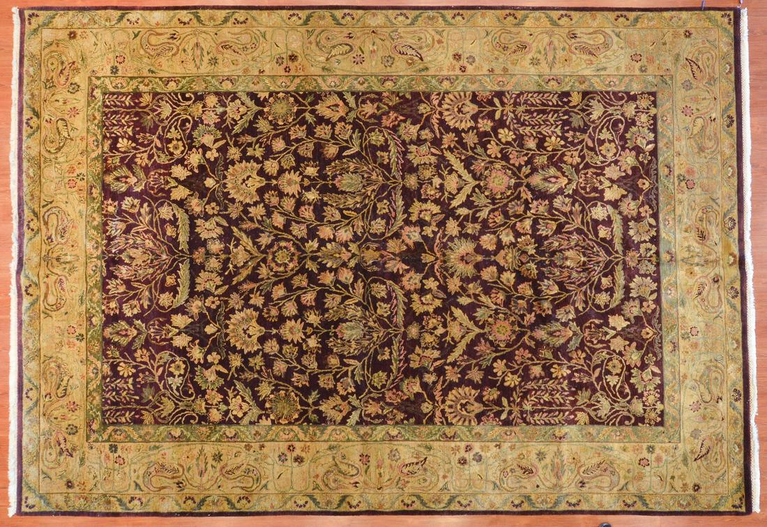 Agra Carpet, India, 9.11 x 14.3: Hand knotted, contemporary