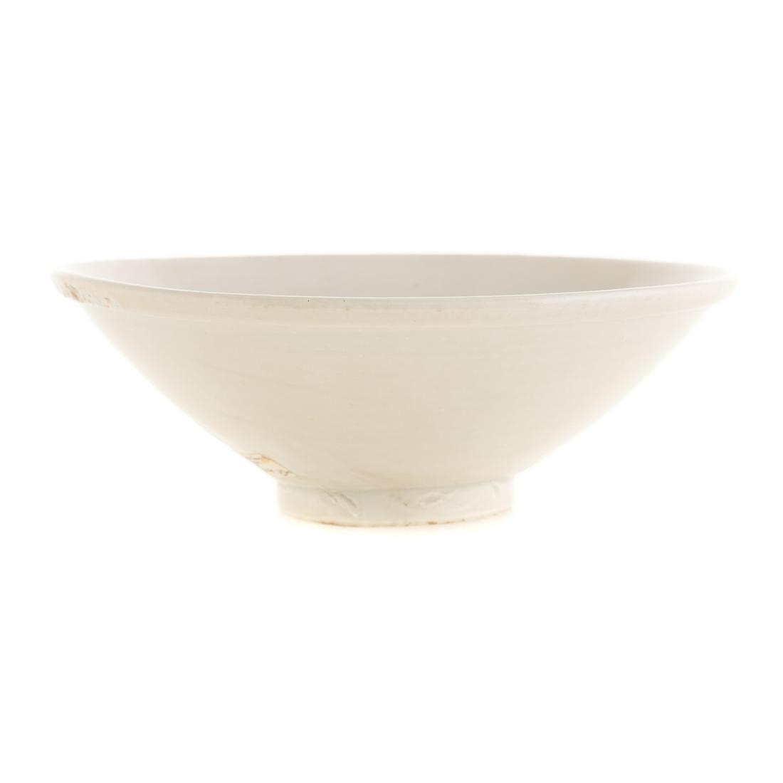 Chinese Northern Song Dynasty White Ware Bowl (1 of 5)